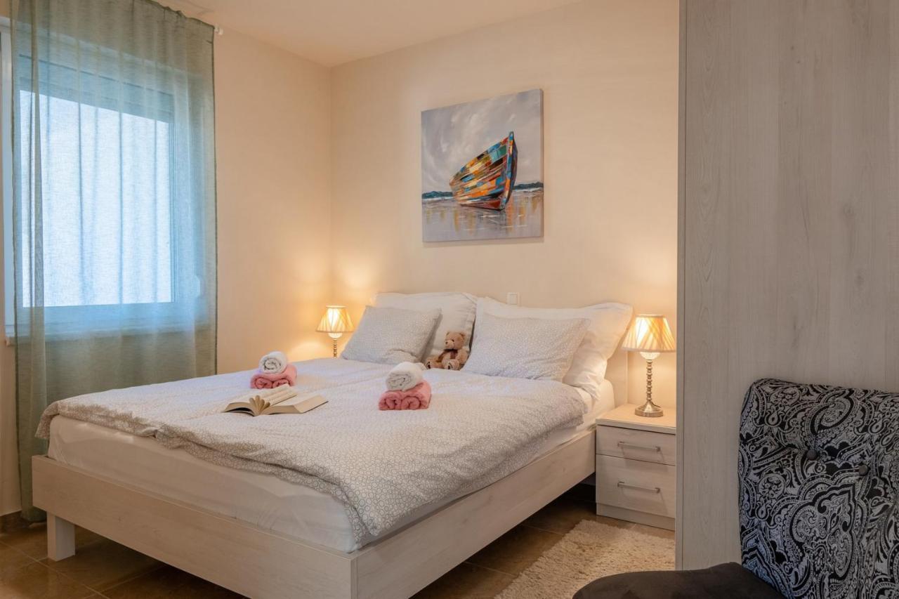 ויר Apartments Sum Mora מראה חיצוני תמונה