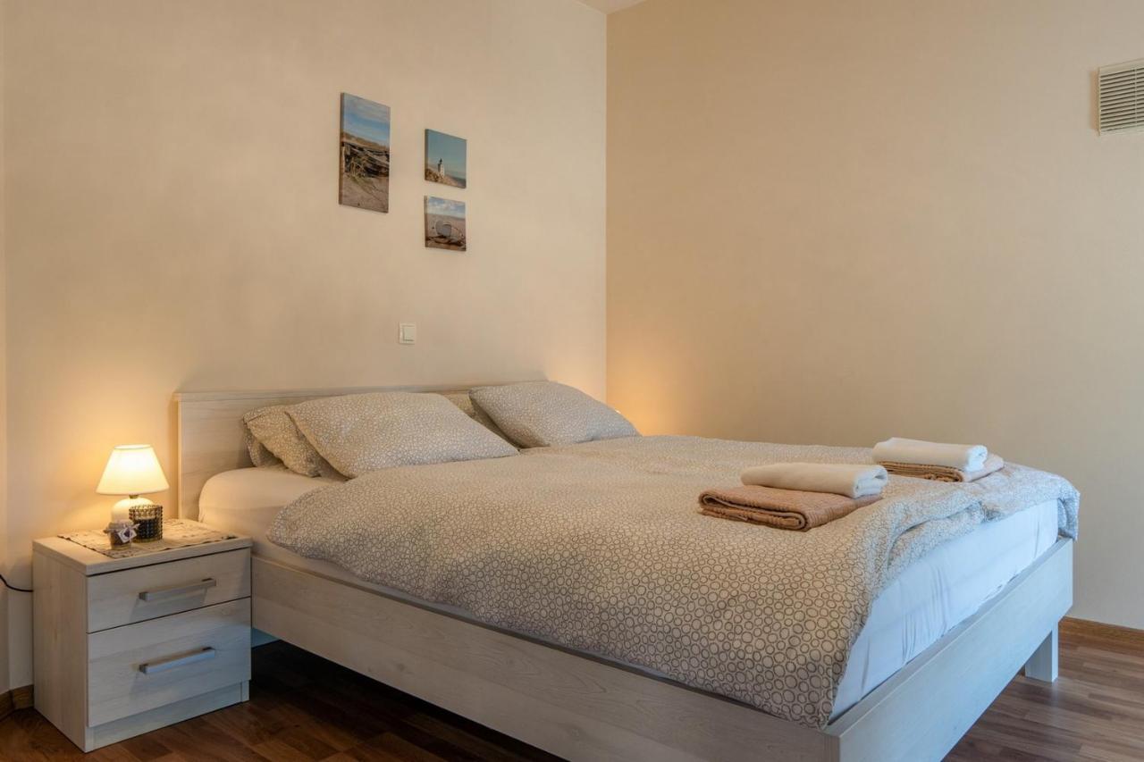 ויר Apartments Sum Mora מראה חיצוני תמונה