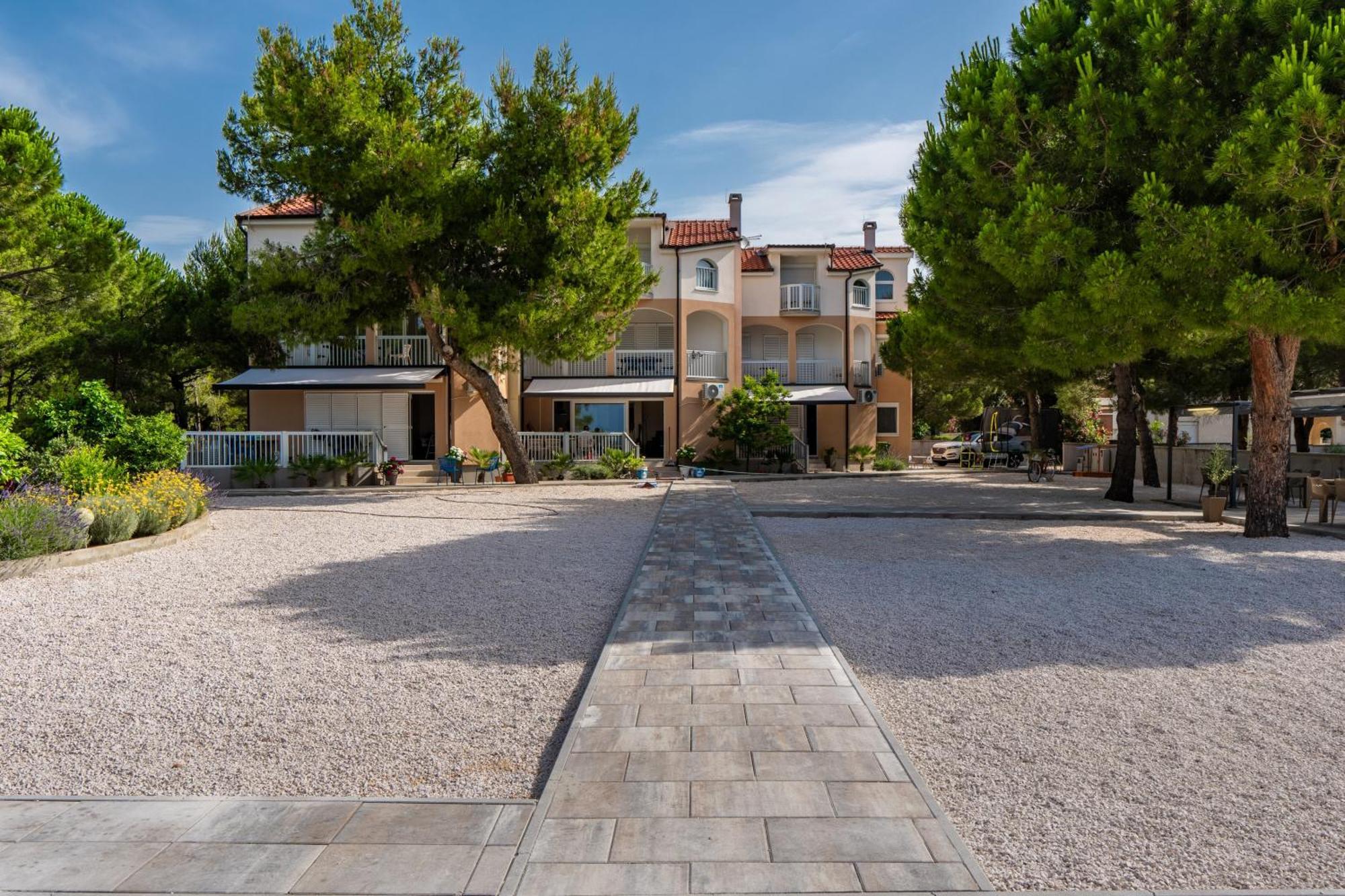 ויר Apartments Sum Mora מראה חיצוני תמונה